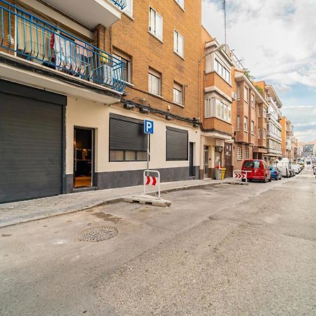 Edsam Madrid Apartments Black Luaran gambar