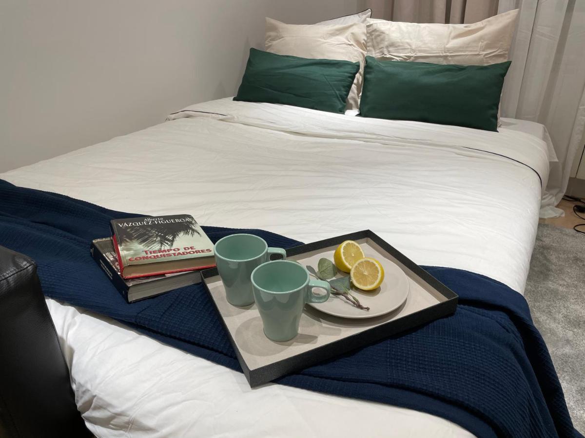 Edsam Madrid Apartments Black Luaran gambar