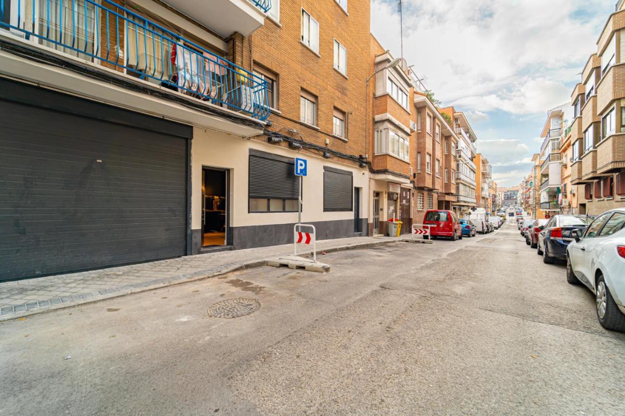 Edsam Madrid Apartments Black Luaran gambar